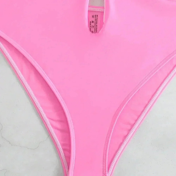 Pink Sexy Women's Beach Colorblock Cut-Out Halter One Piece Swimsuit - Picture 6 of 7
